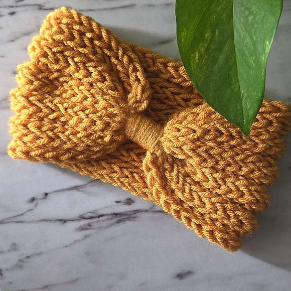 Handmade Knit Turban Headband - Picture 5 of 5